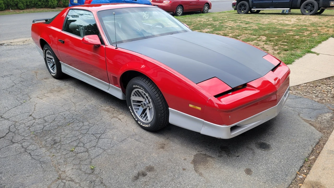 1982 Pontiac Firebird Trans Am 3rd Gen - Image 2 of 31