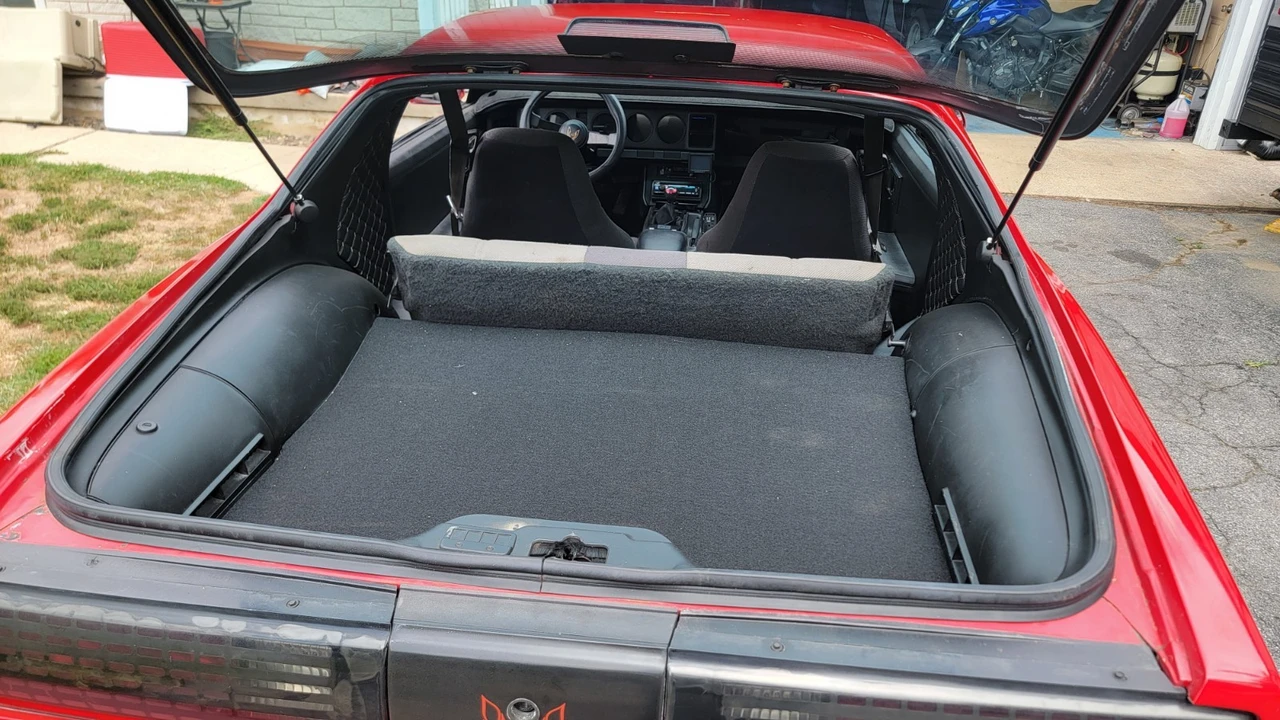 1982 Pontiac Firebird Trans Am 3rd Gen - Image 16 of 31