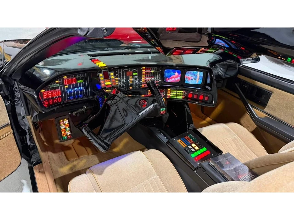 1982 Pontiac Firebird Trans Am 3rd Gen - Image 17 of 19