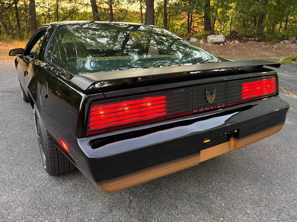 1982 Pontiac Firebird Trans Am 3rd Gen - Image 14 of 31