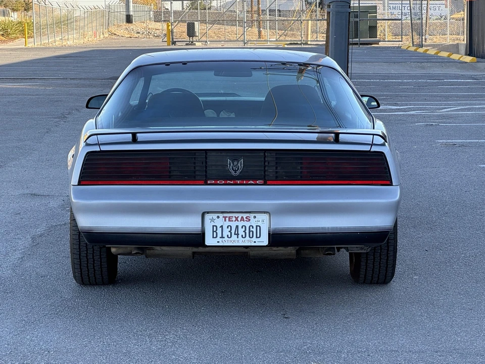 1982 Pontiac Firebird Trans Am 3rd Gen - Image 11 of 31