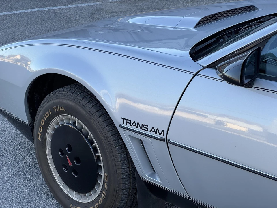 1982 Pontiac Firebird Trans Am 3rd Gen - Image 25 of 31