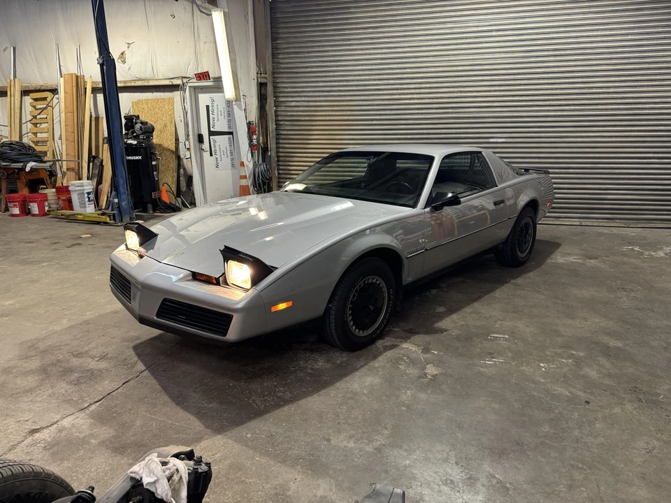 1982 Pontiac Firebird Trans Am 3rd Gen - Image 16 of 31
