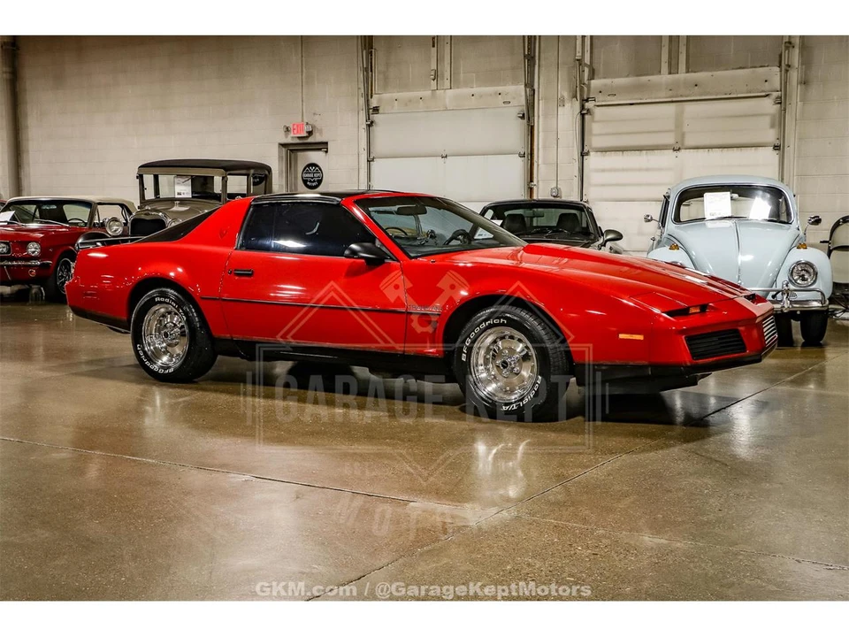1982 Pontiac Firebird Trans Am 3rd Gen - Image 11 of 31