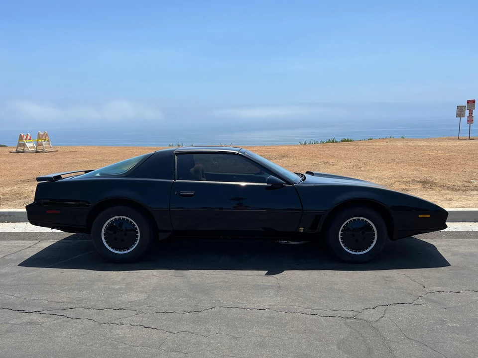 1982 Pontiac Firebird Trans Am 3rd Gen - Image 21 of 25