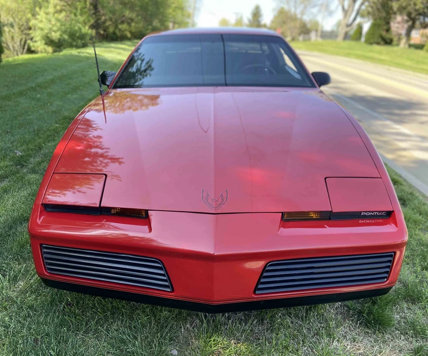 1982 Pontiac Firebird Trans Am 3rd Gen - Image 2 of 31