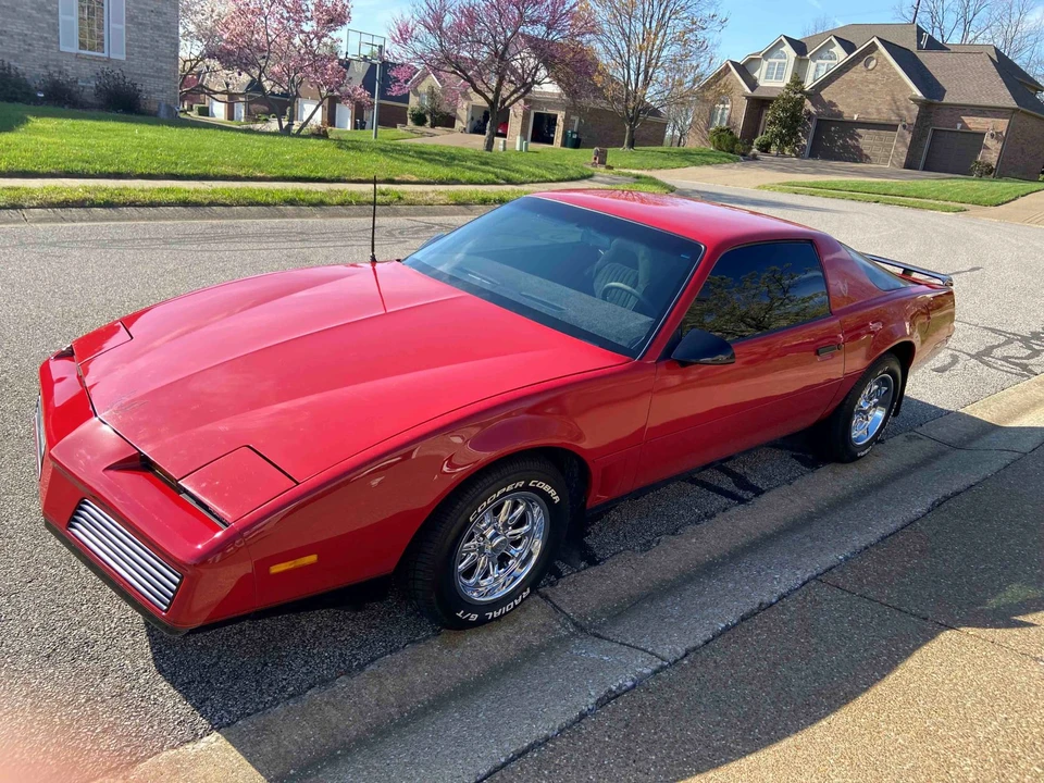 1982 Pontiac Firebird Trans Am 3rd Gen - Image 3 of 31