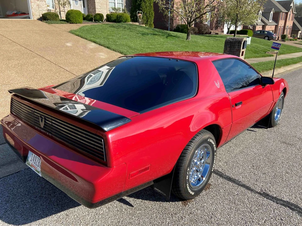 1982 Pontiac Firebird Trans Am 3rd Gen - Image 8 of 31