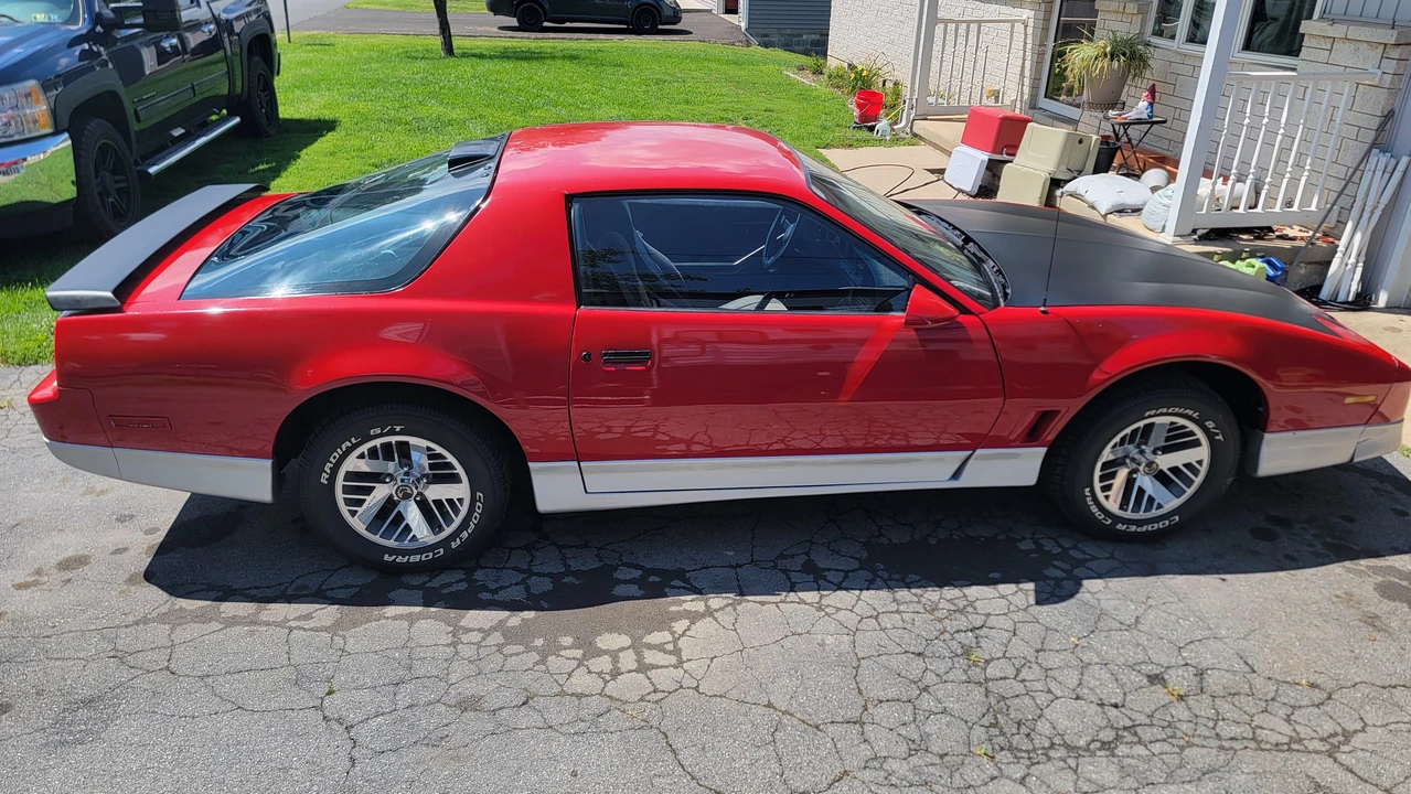 1982 Pontiac Firebird Trans Am 3rd Gen - Image 15 of 31