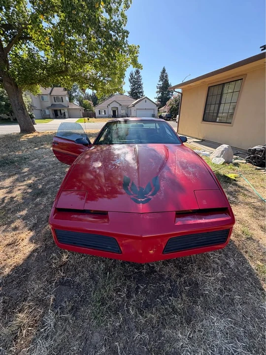 1982 Pontiac Firebird Trans Am 3rd Gen - Image 3 of 9