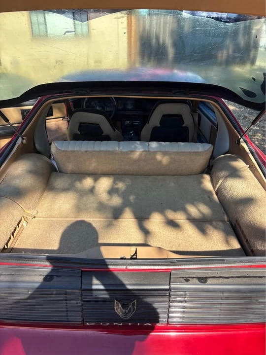 1982 Pontiac Firebird Trans Am 3rd Gen - Image 8 of 9