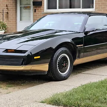 1982 Pontiac Firebird Trans Am Hatchback 2D