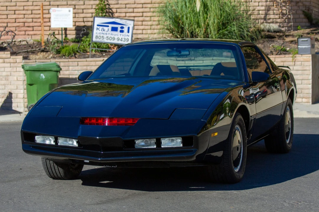 1982 Pontiac Firebird Trans Am 3rd Gen - Image 2 of 31