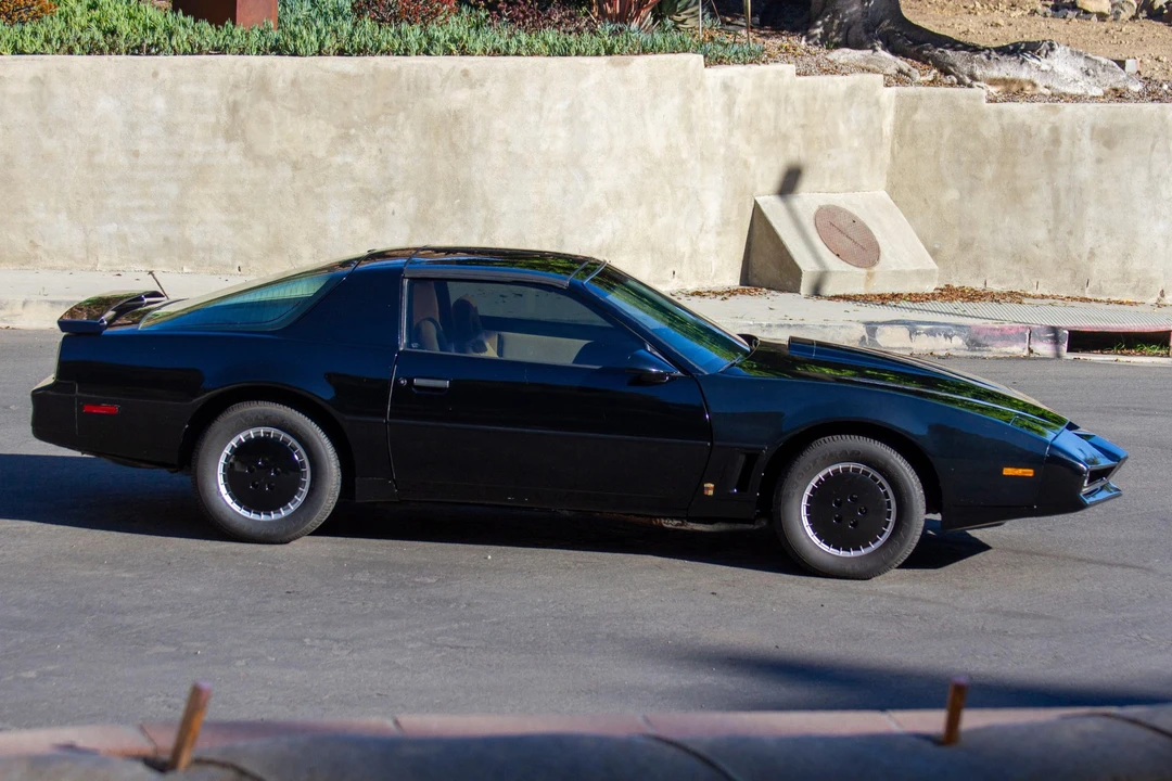 1982 Pontiac Firebird Trans Am 3rd Gen - Image 14 of 31