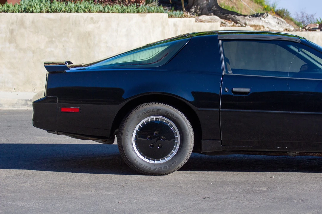 1982 Pontiac Firebird Trans Am 3rd Gen - Image 26 of 31