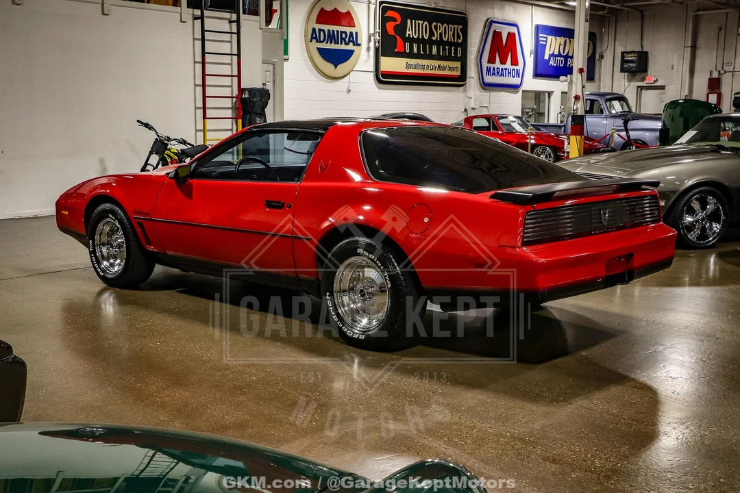 1982 Pontiac Firebird Trans Am 3rd Gen - Image 7 of 12