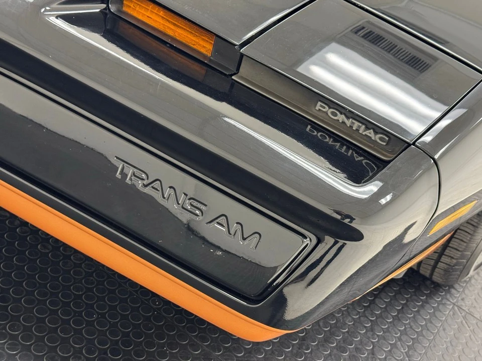 1982 Pontiac Firebird Trans Am 3rd Gen - Image 9 of 12