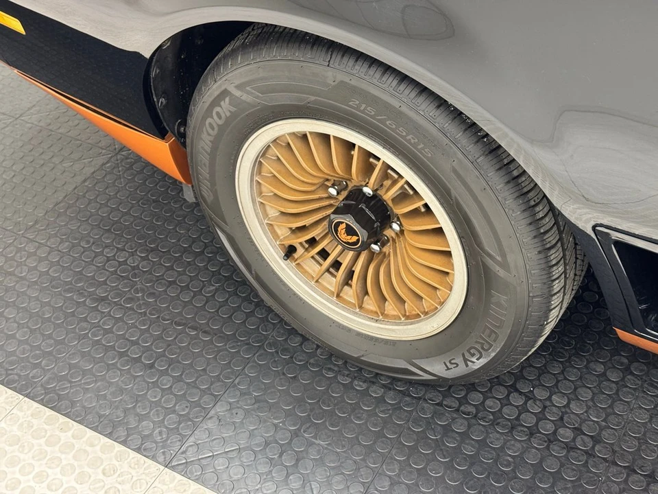 1982 Pontiac Firebird Trans Am 3rd Gen - Image 10 of 12