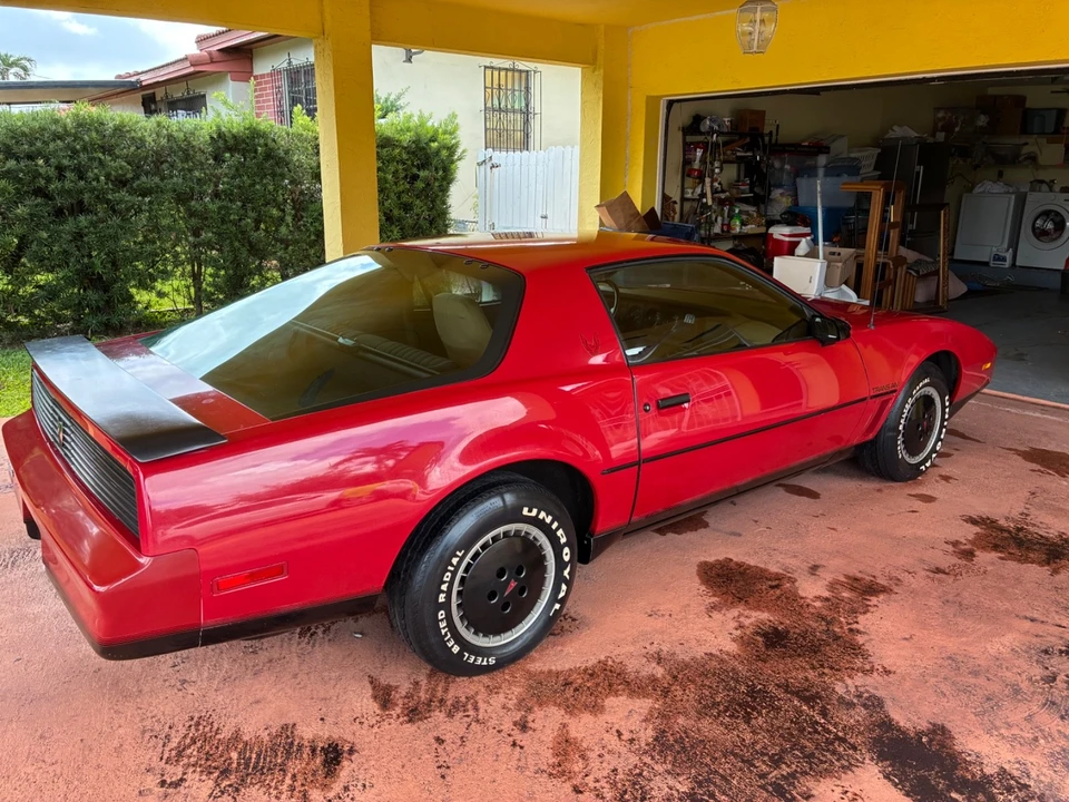 1982 Pontiac Firebird Trans Am 3rd Gen - Image 2 of 21