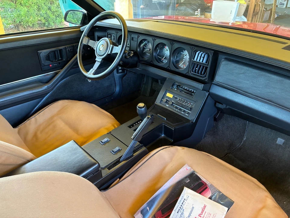 1982 Pontiac Firebird Trans Am 3rd Gen - Image 5 of 21