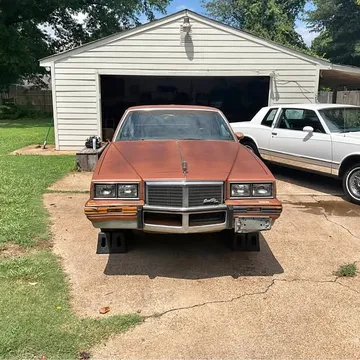 1982 Pontiac Grand Prix GT Coupe 2D