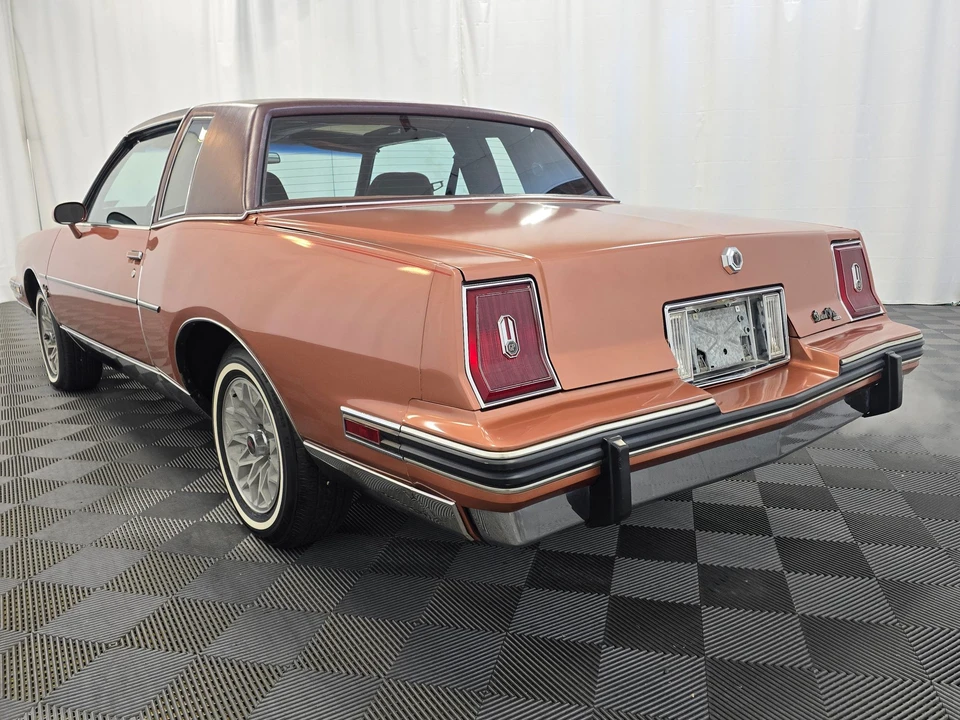 1982 Pontiac Grand Prix 3rd+ Gen - Image 8 of 31