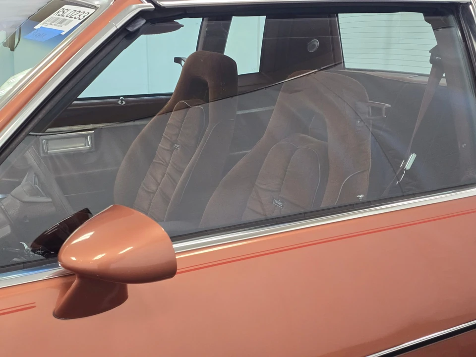 1982 Pontiac Grand Prix 3rd+ Gen - Image 28 of 31