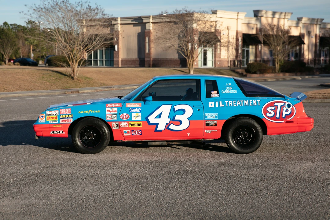 1982 Pontiac Grand Prix 3rd+ Gen - Image 6 of 31