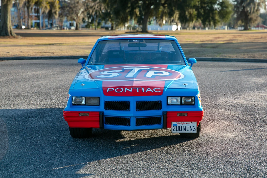 1982 Pontiac Grand Prix 3rd+ Gen - Image 18 of 31