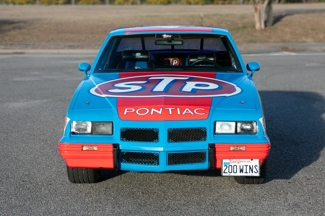 1982 Pontiac Grand Prix 3rd+ Gen - Image 4 of 31