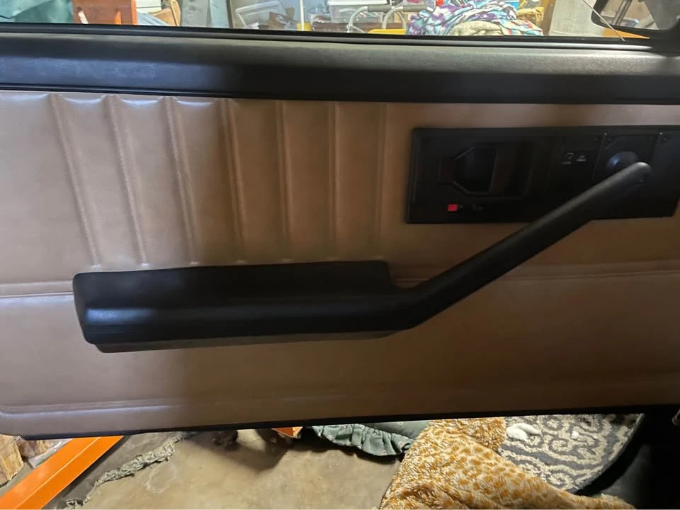 1982 Pontiac Firebird Trans Am 3rd Gen - Image 6 of 10