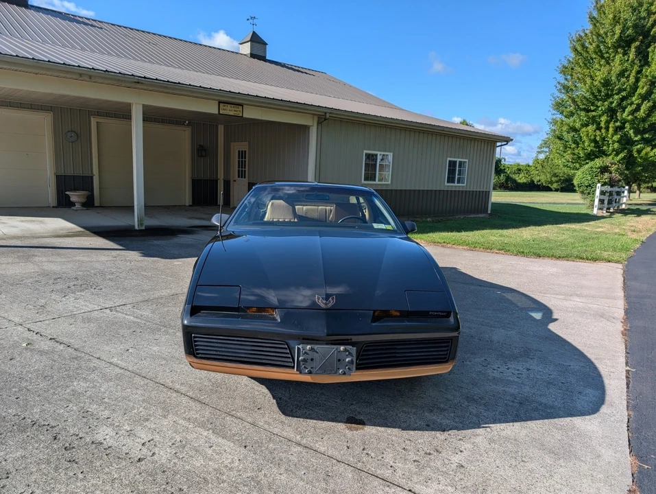 1982 Pontiac Firebird Trans Am 3rd Gen - Image 2 of 21