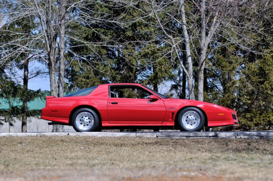 1982 Pontiac Firebird Trans Am 3rd Gen - Image 2 of 12