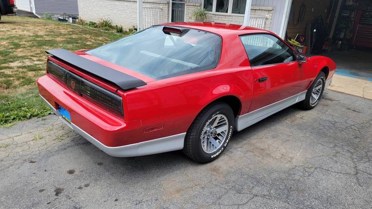 1982 Pontiac Firebird Trans Am 3rd Gen - Image 8 of 17