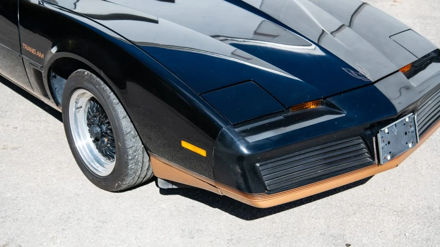 1982 Pontiac Firebird Trans Am 3rd Gen - Image 15 of 31