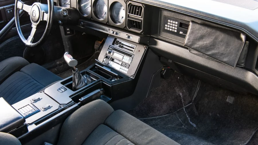 1982 Pontiac Firebird Trans Am 3rd Gen - Image 20 of 31