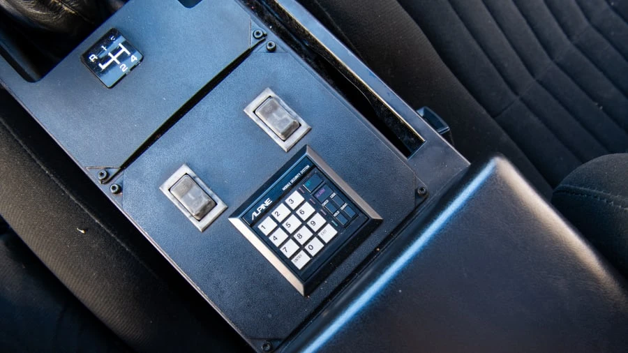 1982 Pontiac Firebird Trans Am 3rd Gen - Image 26 of 31