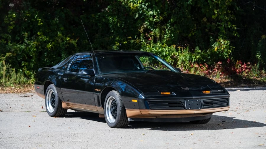 1982 Pontiac Firebird Trans Am 3rd Gen - Image 6 of 31