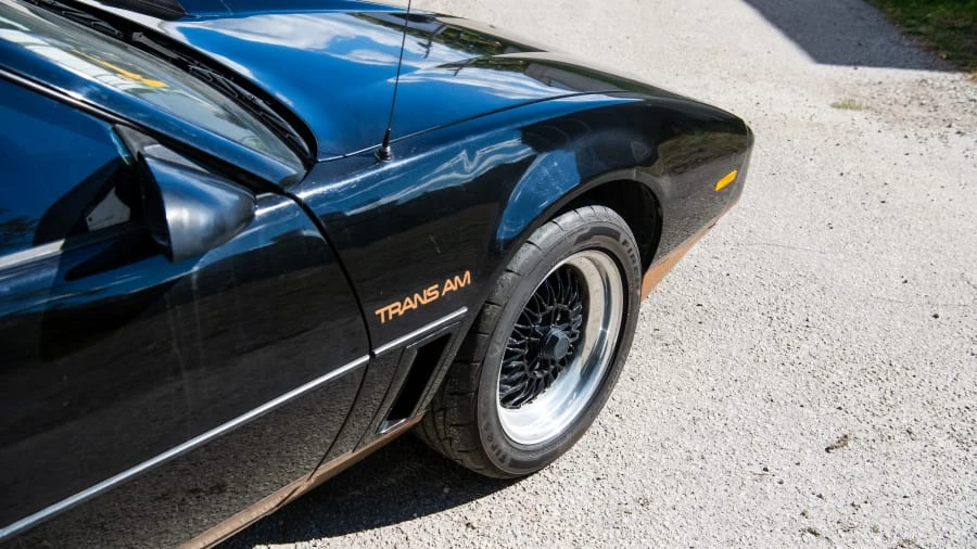 1982 Pontiac Firebird Trans Am 3rd Gen - Image 19 of 31