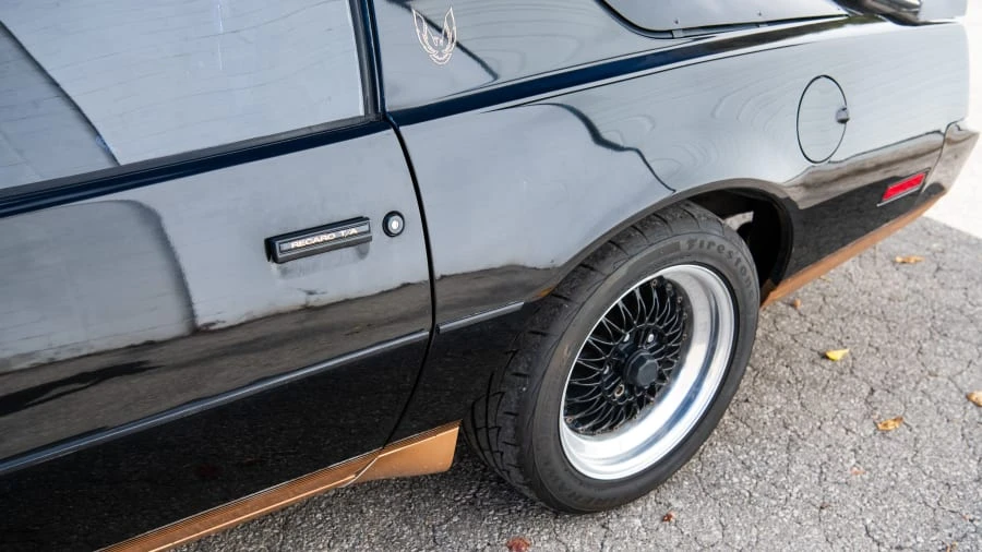 1982 Pontiac Firebird Trans Am 3rd Gen - Image 10 of 31