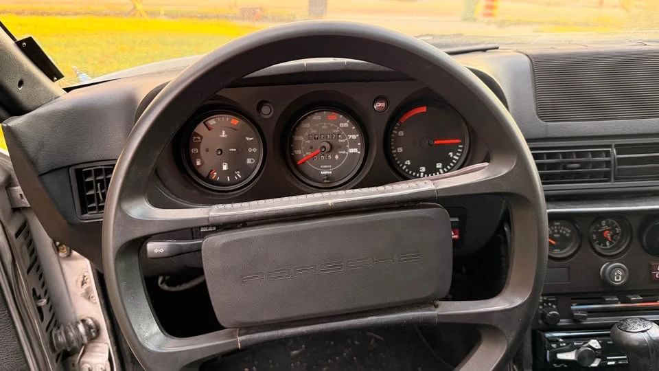 1982 Porsche 924 - Image 5 of 11