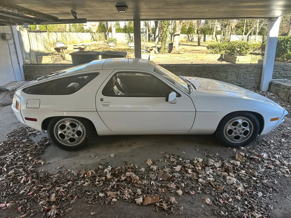 1982 Porsche 928 - Image 5 of 20