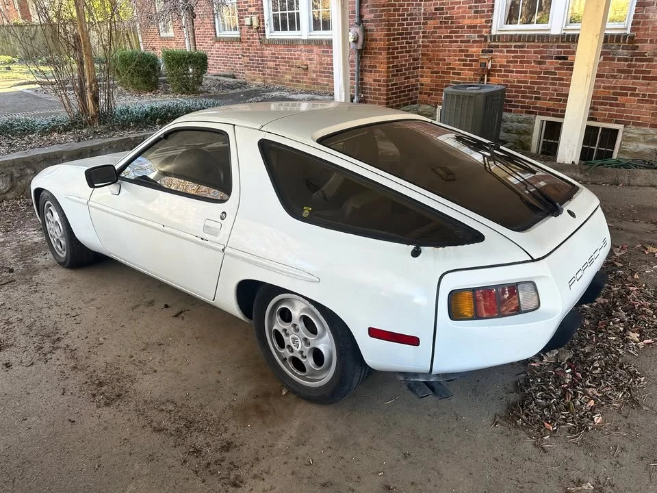 1982 Porsche 928 - Image 3 of 20