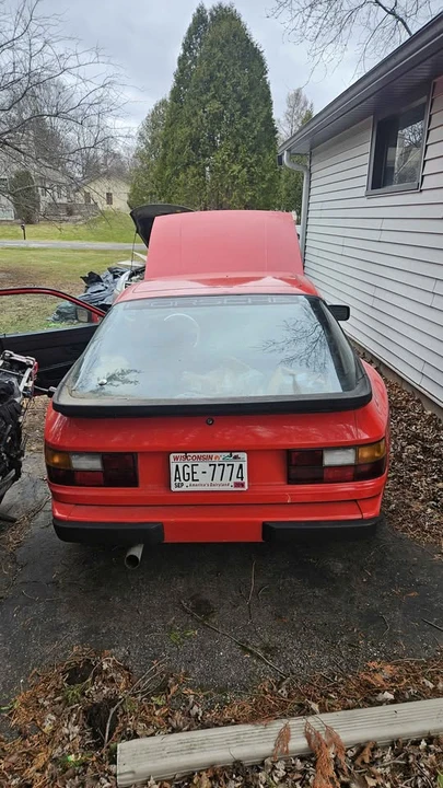 1982 Porsche 944 - Image 2 of 10
