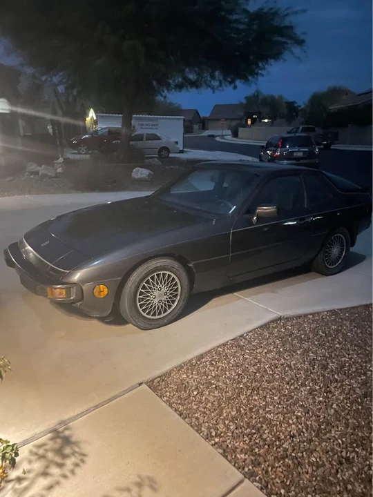 1982 Porsche 924 - Image 2 of 5