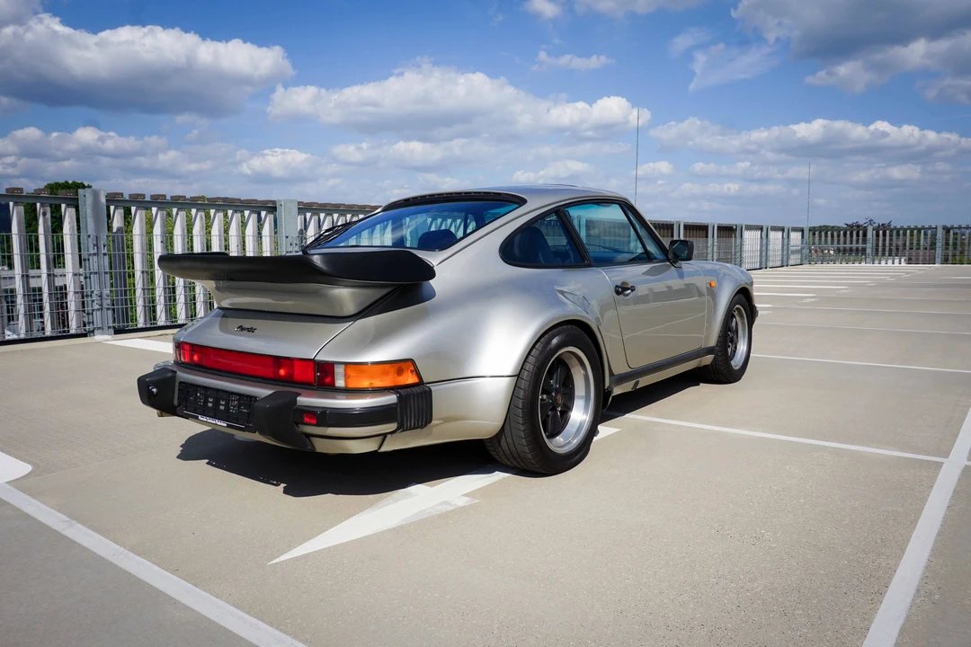 1982 Porsche 930 Turbo - Image 13 of 31