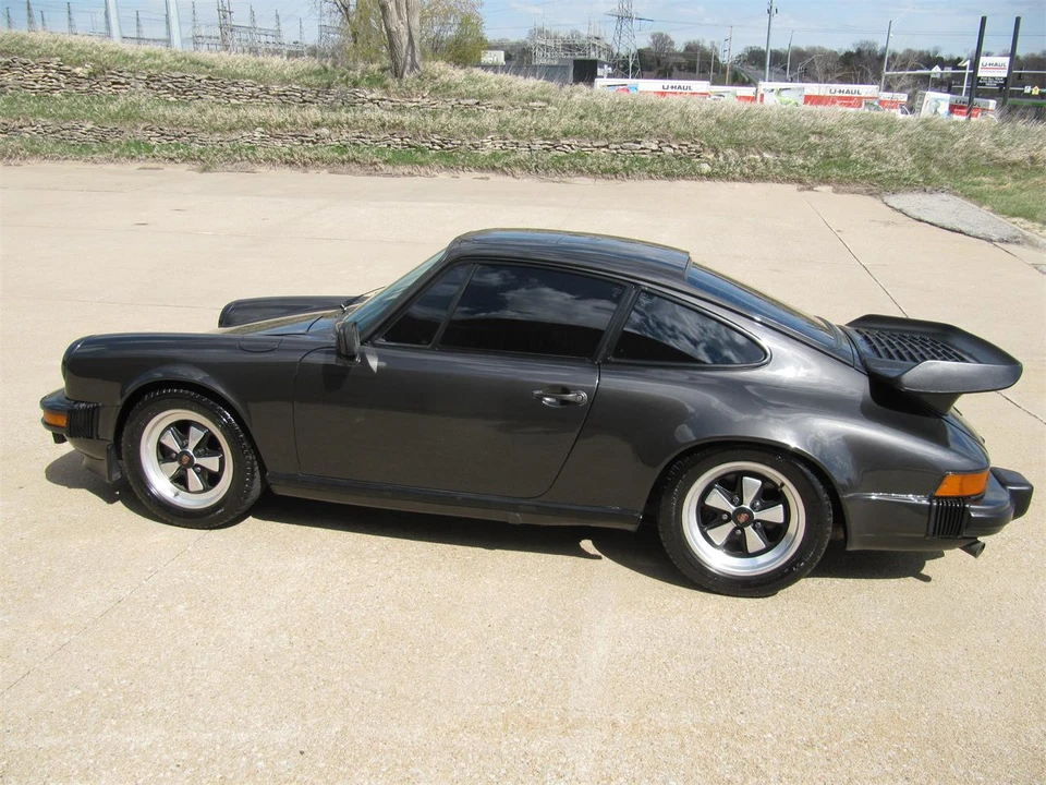 1982 Porsche 911 Carrera SC - Image 6 of 17