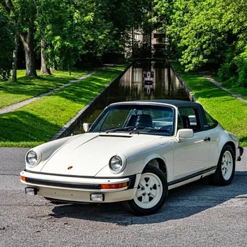 1982 Porsche 911 Targa
