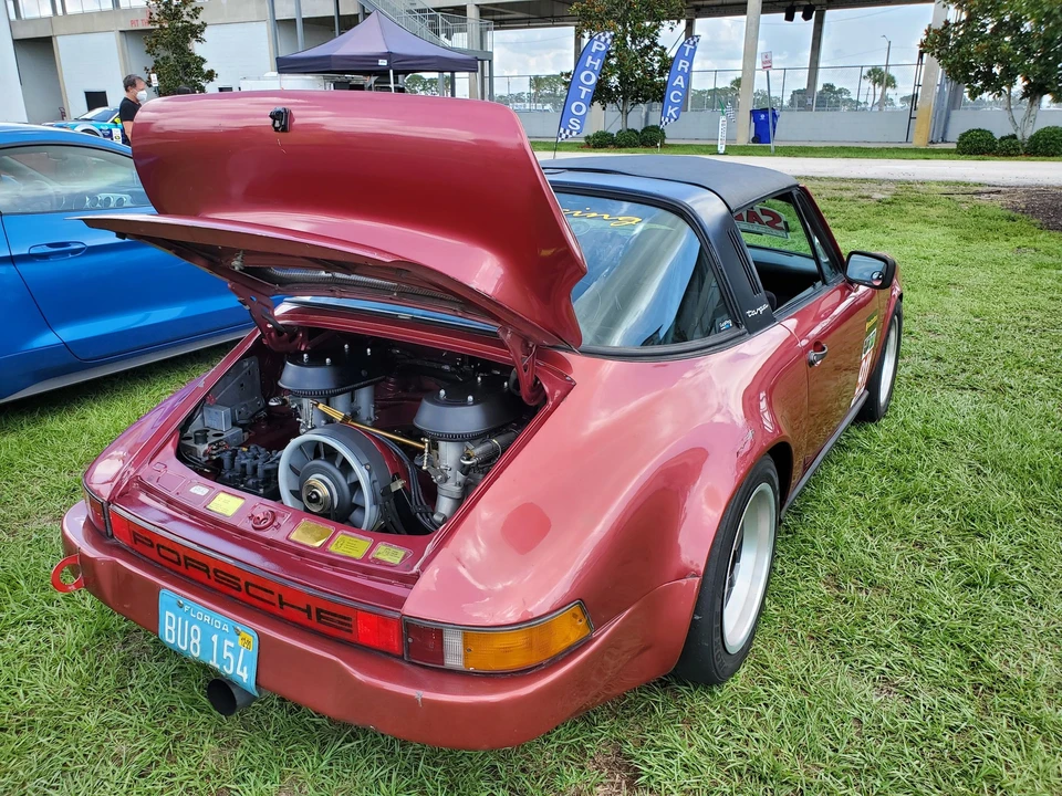 1982 Porsche 911 Carrera SC - Image 6 of 11