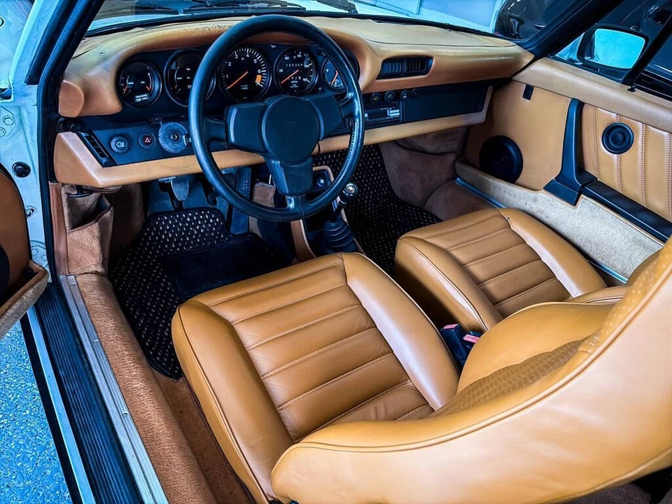 1982 Porsche 911 Carrera SC - Image 16 of 28